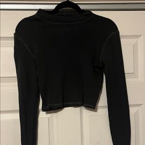 American Eagle Outfitters Black Cropped Long Sleeve Top